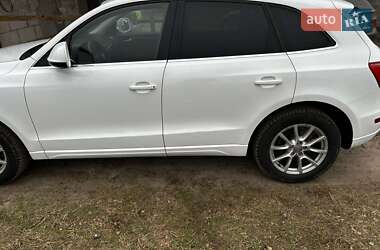 Внедорожник / Кроссовер Audi Q5 2012 в 