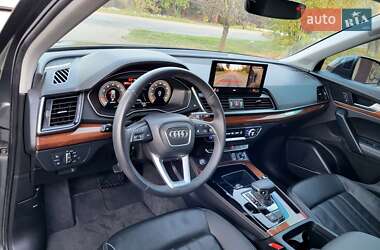 Внедорожник / Кроссовер Audi Q5 2021 в 