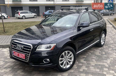 Позашляховик / Кросовер Audi Q5 2015 в 