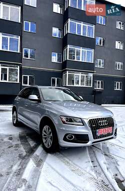 Внедорожник / Кроссовер Audi Q5 2015 в Ахтырке