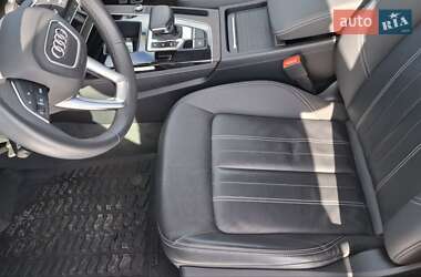 Внедорожник / Кроссовер Audi Q5 2020 в 