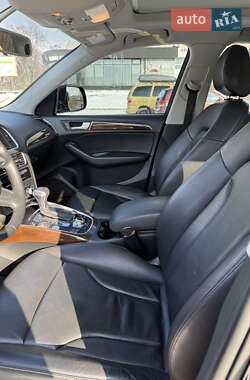 Внедорожник / Кроссовер Audi Q5 2016 в 