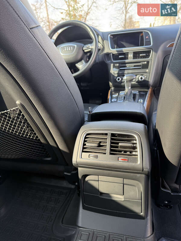 Внедорожник / Кроссовер Audi Q5 2016 в Сумах