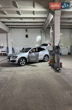 Внедорожник / Кроссовер Audi Q5 2011 в Коростене