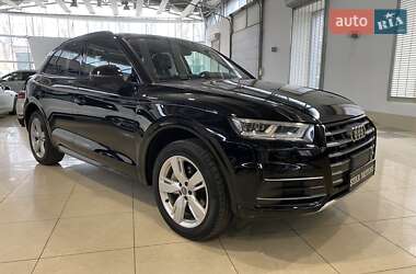 Внедорожник / Кроссовер Audi Q5 2017 в Одессе