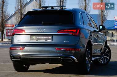 Внедорожник / Кроссовер Audi Q5 2022 в 