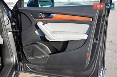Внедорожник / Кроссовер Audi Q5 2022 в 