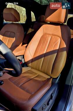 Внедорожник / Кроссовер Audi Q5 2022 в 