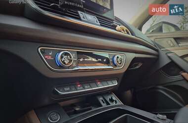 Внедорожник / Кроссовер Audi Q5 2022 в 
