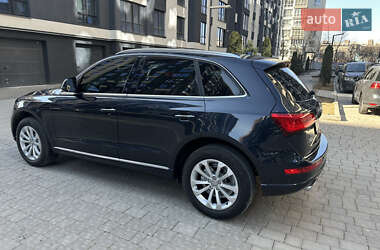 Позашляховик / Кросовер Audi Q5 2015 в 