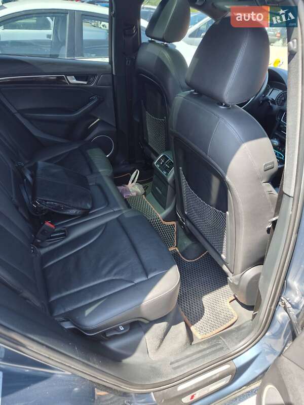 Внедорожник / Кроссовер Audi Q5 2015 в Харькове