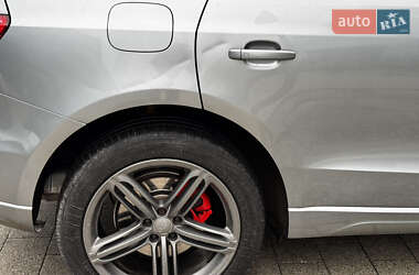 Внедорожник / Кроссовер Audi Q5 2011 в 