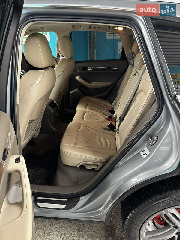 Внедорожник / Кроссовер Audi Q5 2011 в Ровно фото 12 Внедорожник / Кроссовер Audi Q5 2011 в Ровно