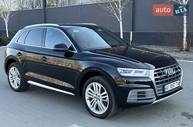 Позашляховик / Кросовер Audi Q5 2018 в Києві