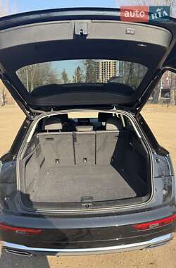 Внедорожник / Кроссовер Audi Q5 2023 в 