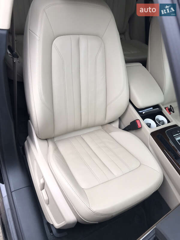 Внедорожник / Кроссовер Audi Q5 2019 в Киеве