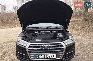 Внедорожник / Кроссовер Audi Q5 2019 в 