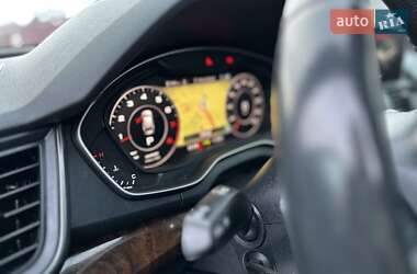 Внедорожник / Кроссовер Audi Q5 2017 в 