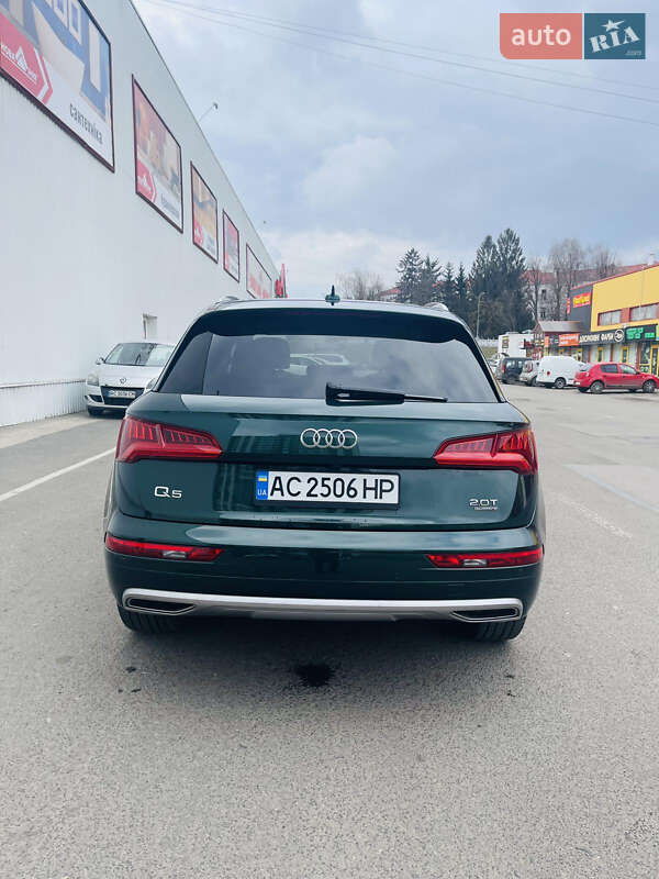 Внедорожник / Кроссовер Audi Q5 2017 в Луцке