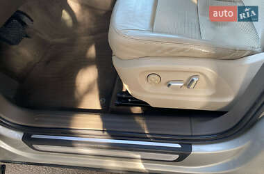 Внедорожник / Кроссовер Audi Q5 2012 в 