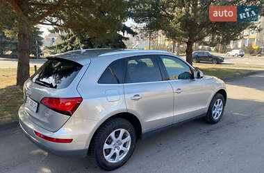 Внедорожник / Кроссовер Audi Q5 2012 в 
