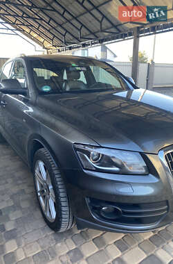 Позашляховик / Кросовер Audi Q5 2009 в Житомирі