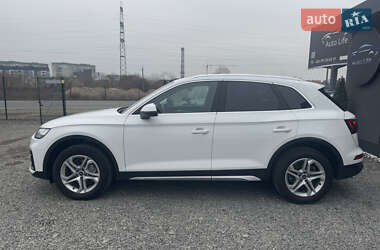 Внедорожник / Кроссовер Audi Q5 2022 в 