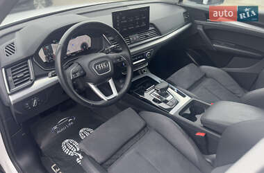 Внедорожник / Кроссовер Audi Q5 2022 в 