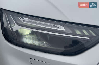 Внедорожник / Кроссовер Audi Q5 2022 в 