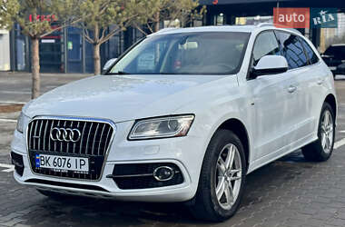 Внедорожник / Кроссовер Audi Q5 2015 в Ровно