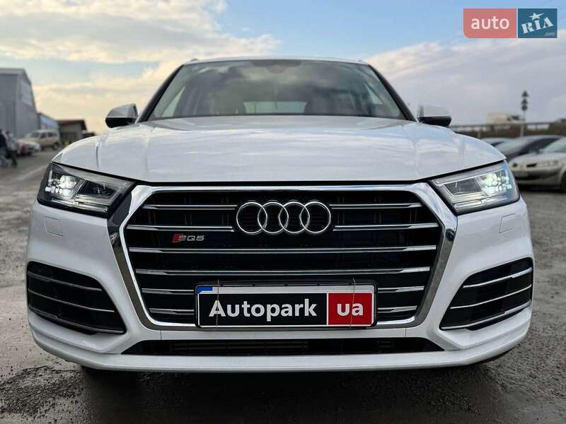 Позашляховик / Кросовер Audi Q5 2018 в Львові