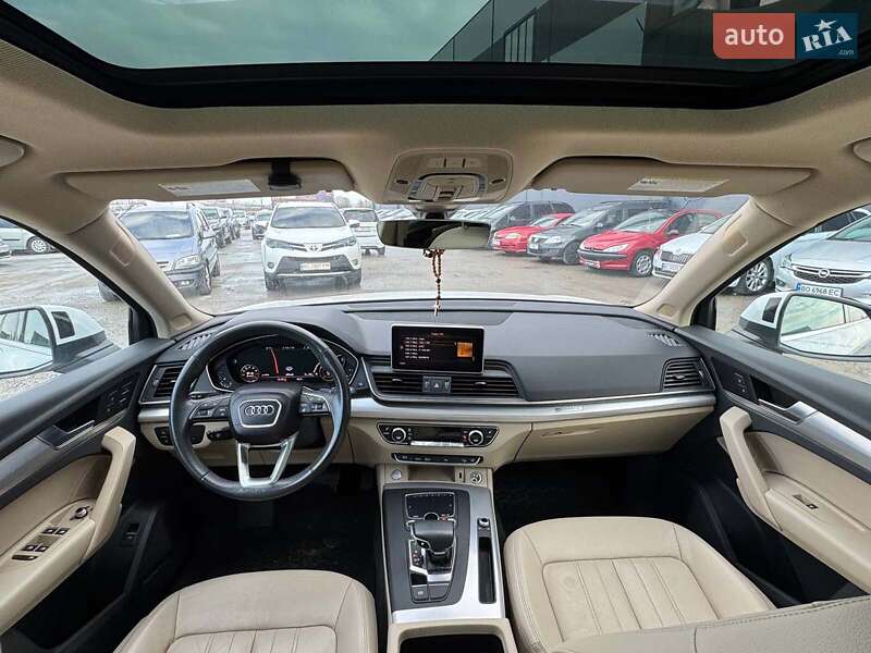 Позашляховик / Кросовер Audi Q5 2018 в Львові