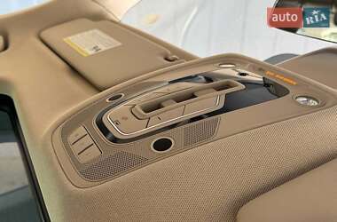 Внедорожник / Кроссовер Audi Q5 2018 в 