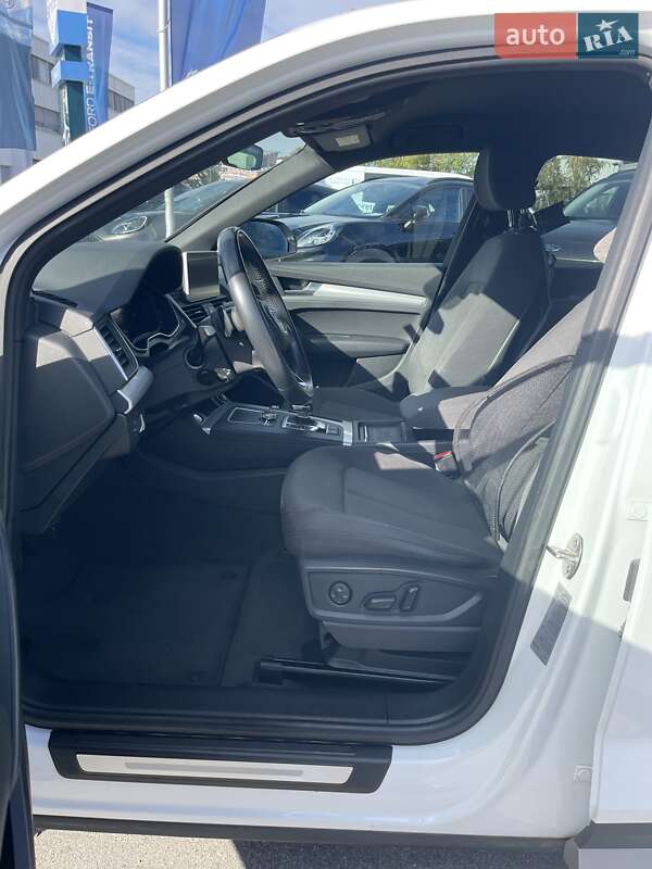 Внедорожник / Кроссовер Audi Q5 2017 в Бердичеве