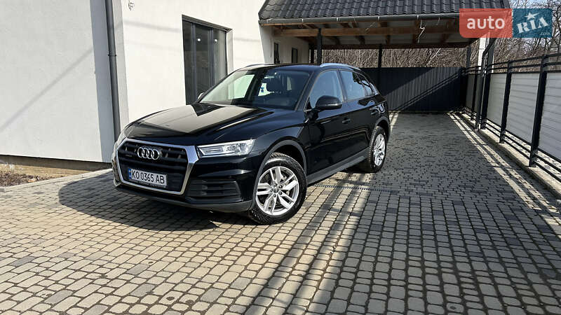 Внедорожник / Кроссовер Audi Q5 2018 в Мукачево