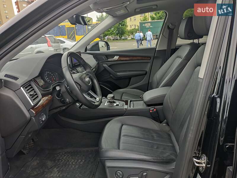 Внедорожник / Кроссовер Audi Q5 2020 в Ивано-Франковске