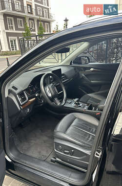 Внедорожник / Кроссовер Audi Q5 2020 в 