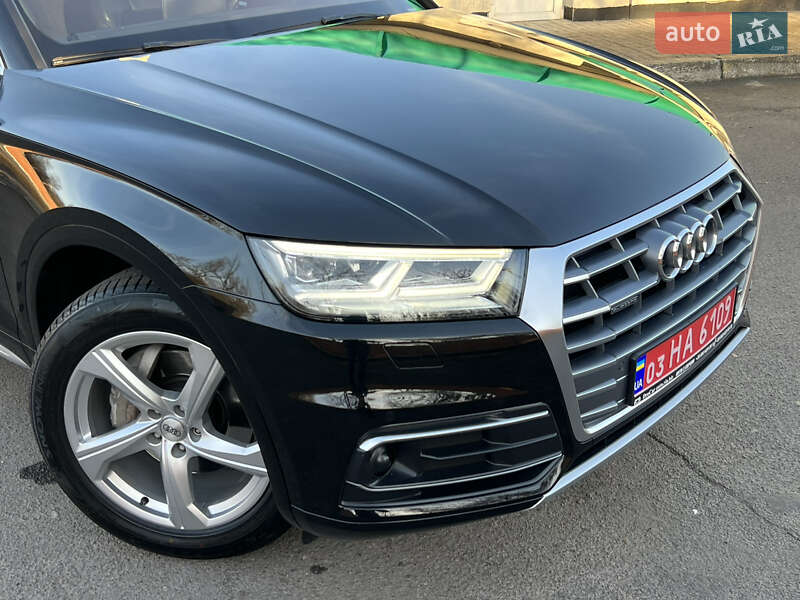 Внедорожник / Кроссовер Audi Q5 2018 в Дрогобыче