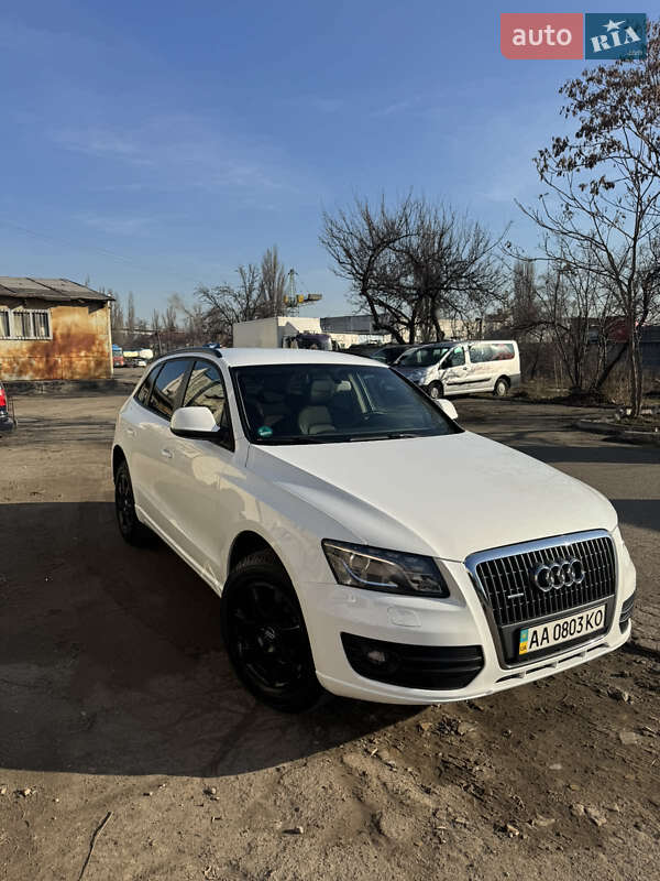 Позашляховик / Кросовер Audi Q5 2011 в Києві фото 8 Позашляховик / Кросовер Audi Q5 2011 в Києві