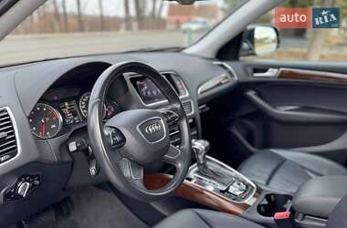 Позашляховик / Кросовер Audi Q5 2015 в 