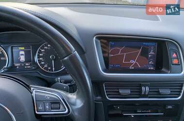 Позашляховик / Кросовер Audi Q5 2015 в 
