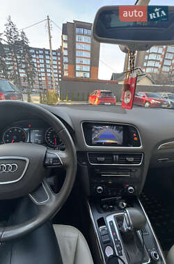 Внедорожник / Кроссовер Audi Q5 2015 в 