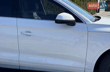 Внедорожник / Кроссовер Audi Q5 2018 в 