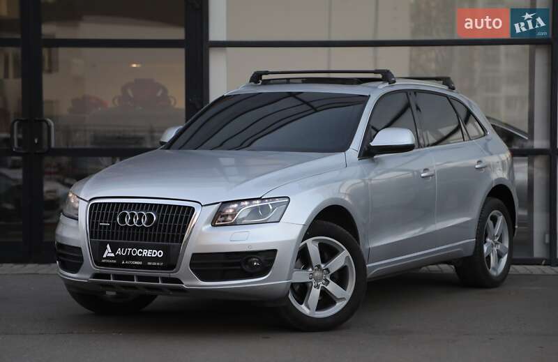 Внедорожник / Кроссовер Audi Q5 2011 в Харькове