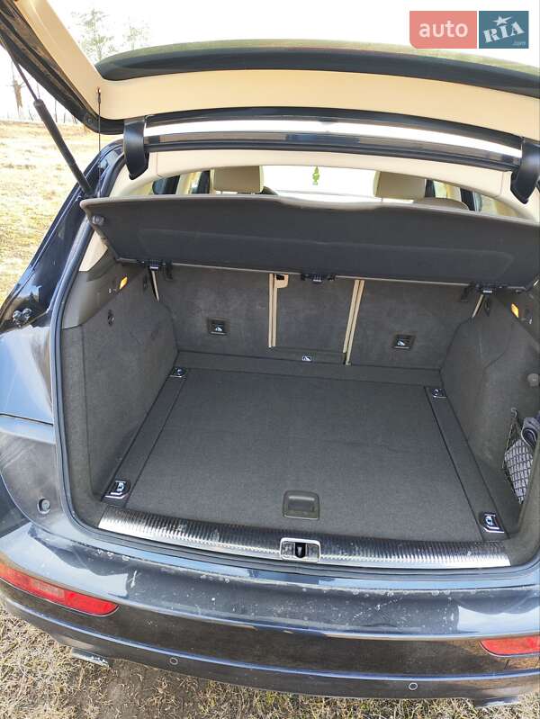 Позашляховик / Кросовер Audi Q5 2015 в Ружині