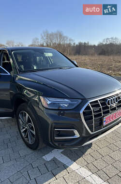 Внедорожник / Кроссовер Audi Q5 2021 в 
