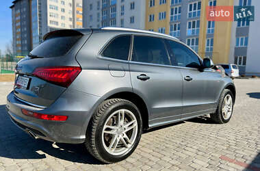 Позашляховик / Кросовер Audi Q5 2015 в 