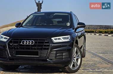 Внедорожник / Кроссовер Audi Q5 2019 в 