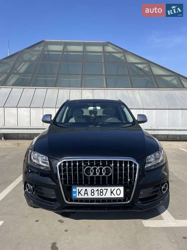 Внедорожник / Кроссовер Audi Q5 2014 в Киеве