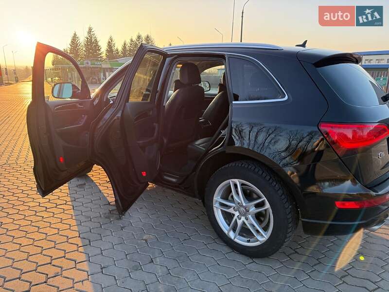 Позашляховик / Кросовер Audi Q5 2012 в Кам'янець-Подільському
